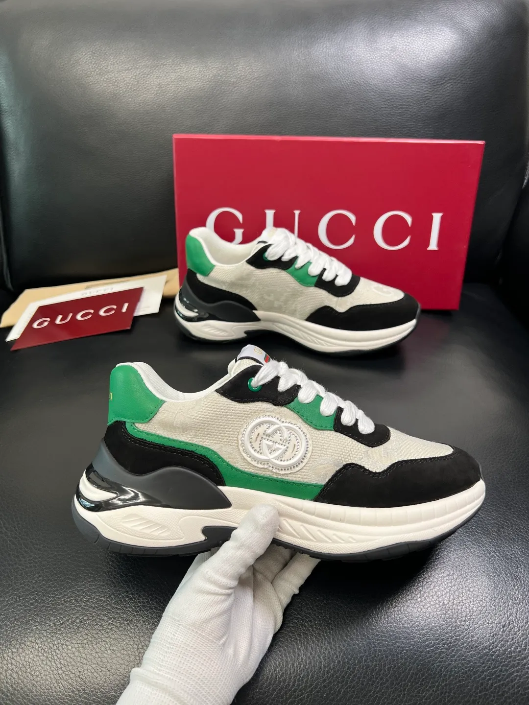 Men's shoes 💰800 Gucci top purchasing Gucci counter new model, original factory configuration imported cowhide from Italy with printed fabric, imported cowhide lining, breathable and comfortable, sole: original factory special sole is super comfortable, original factory and single goods are high quality, welcome to compare, code number 38-44 (customized 45)
